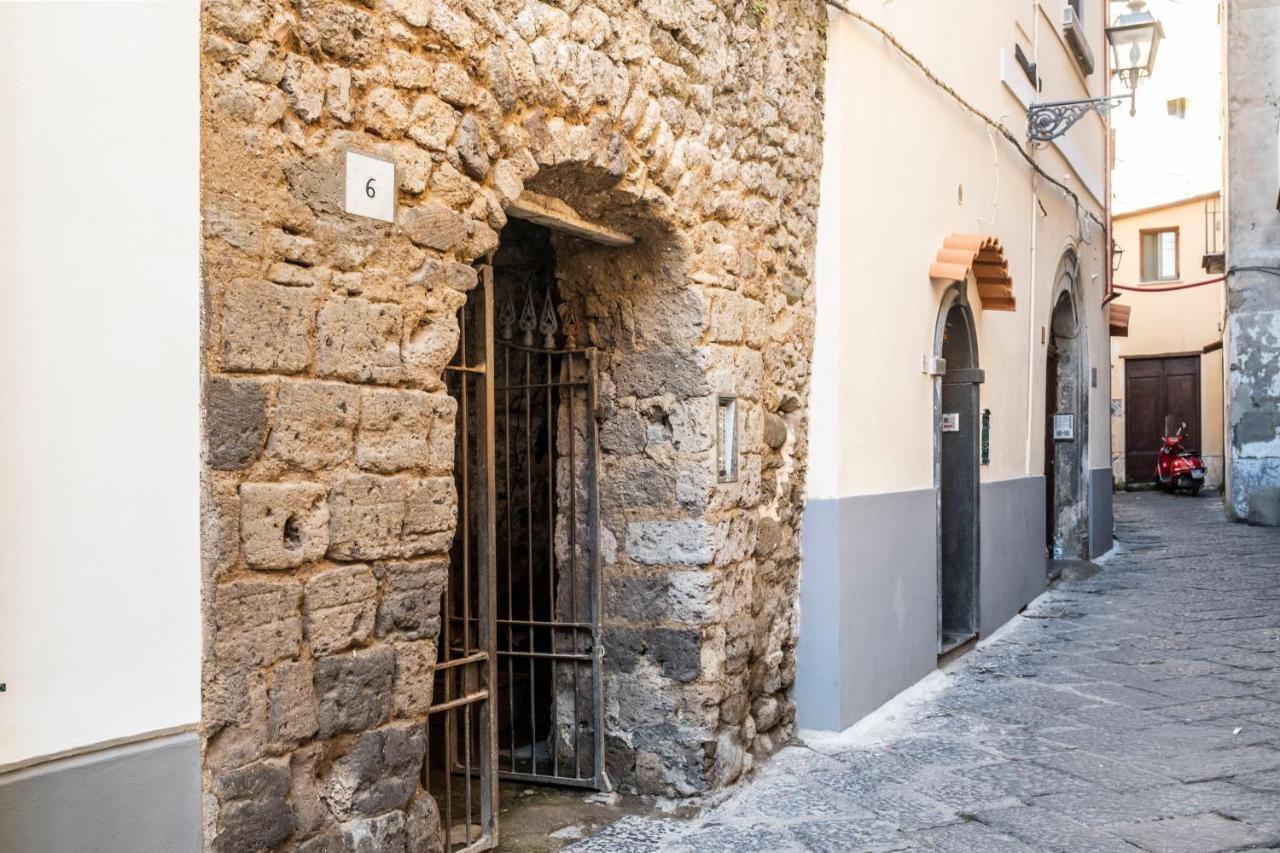 36 Steps In Tasso Square Apartman Sorrento Kültér fotó